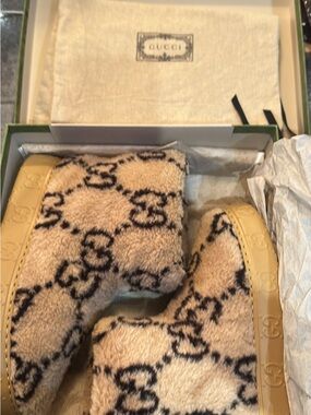 Gucci Beige Shearling GG Monogram Slide Sandals with Brown Logo
